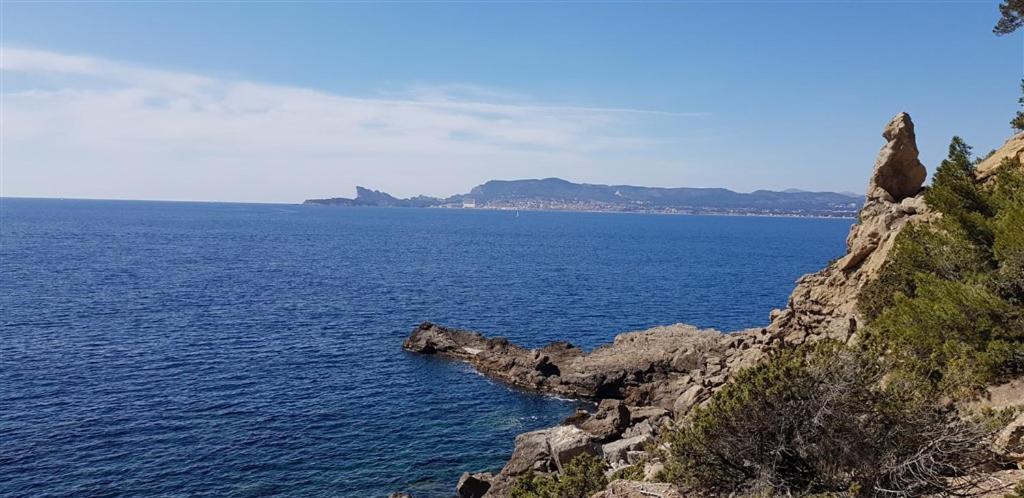 Villa T3 A 10' De Cassis - Piscine Privee Et Cuisine D'Ete Exterieure Carnoux-en-Provence 外观 照片