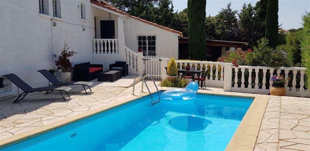Villa T3 A 10' De Cassis - Piscine Privee Et Cuisine D'Ete Exterieure Carnoux-en-Provence 外观 照片
